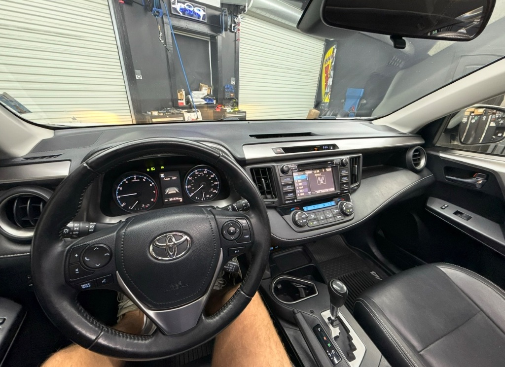 2017 Toyota RAV4 - $11,995
