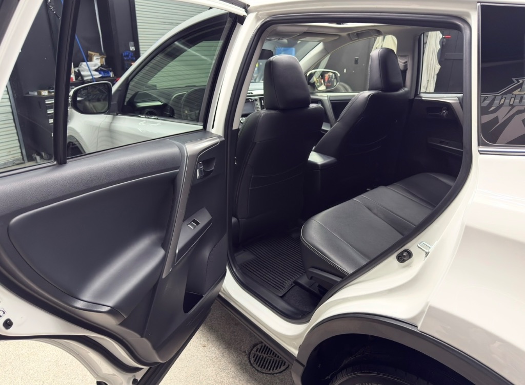 2017 Toyota RAV4 - $11,995
