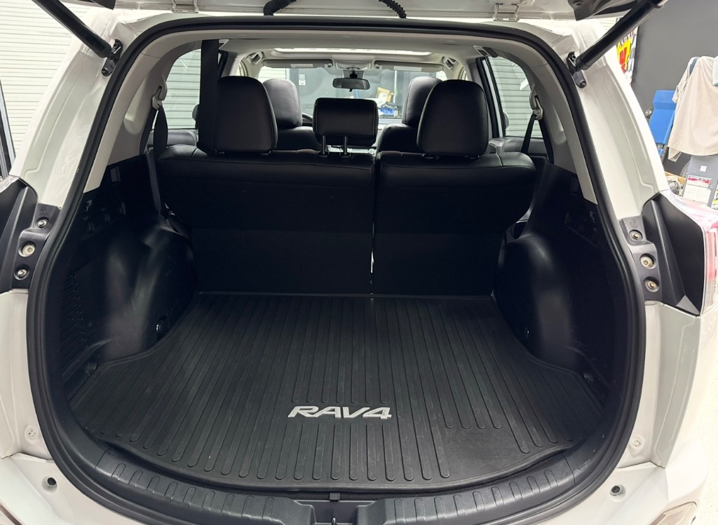 2017 Toyota RAV4 - $11,995