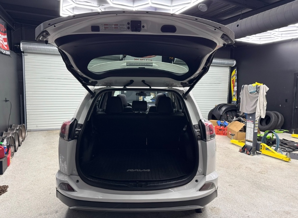 2017 Toyota RAV4 - $11,995