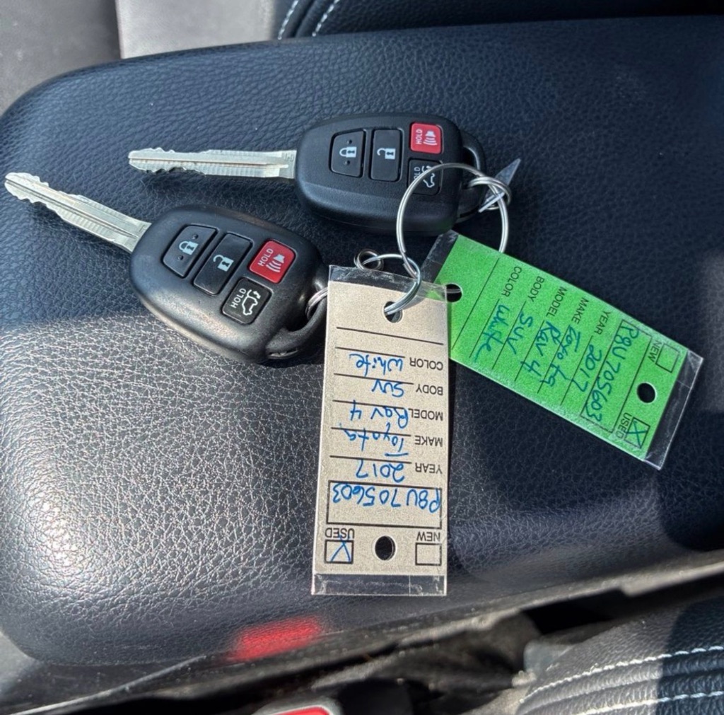 2017 Toyota RAV4 - $13,995