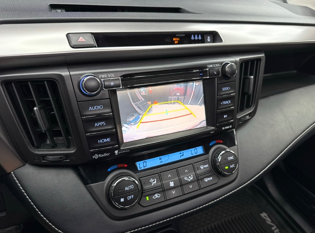 2017 Toyota RAV4 - $11,995