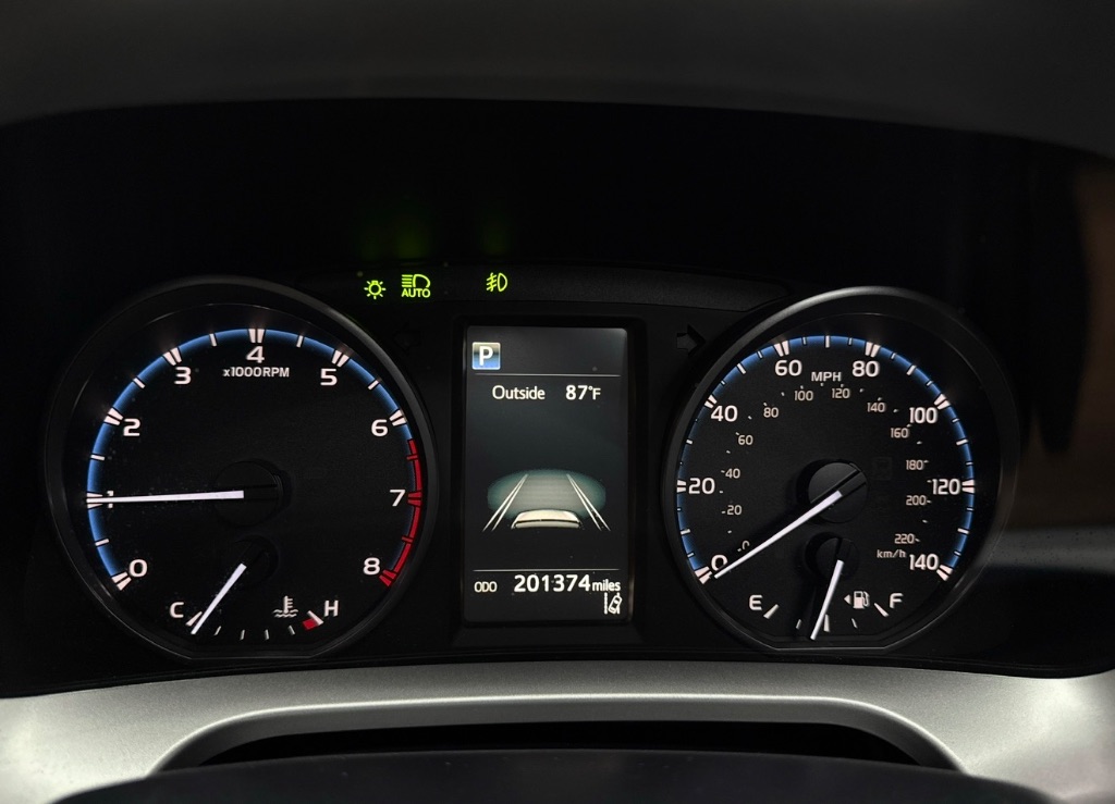 2017 Toyota RAV4 - $11,995