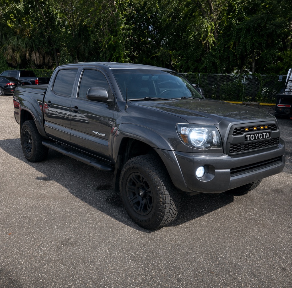 2010 Toyota Tacoma - $14,995