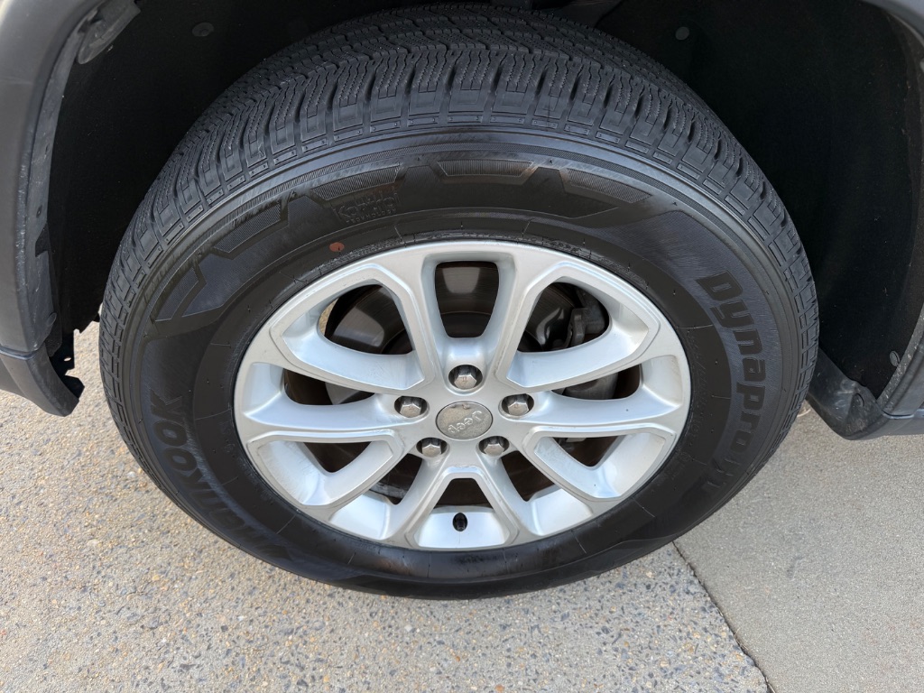 2014 Jeep Cherokee - $7,995
