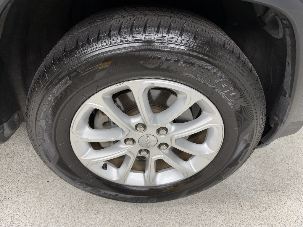 2014 Jeep Cherokee - $6,995