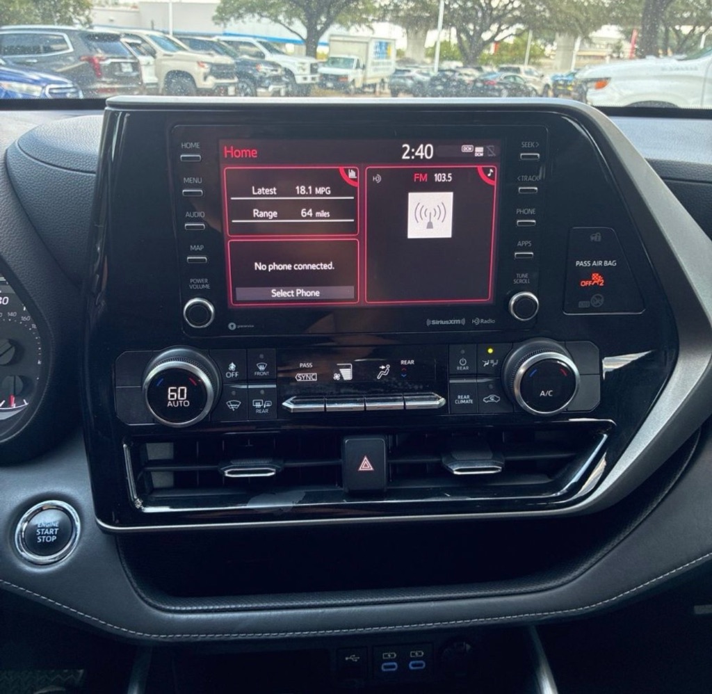 2022 Toyota Highlander - $25,995