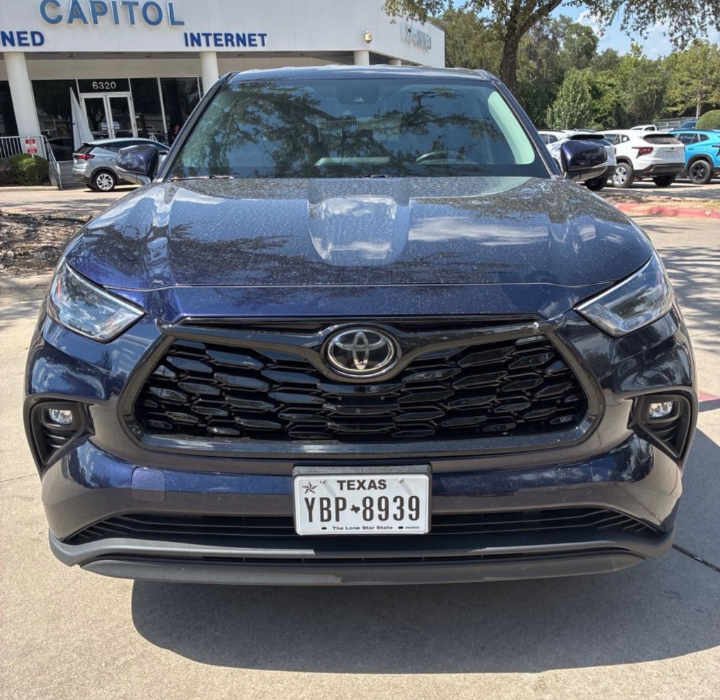 2022 Toyota Highlander - $25,995