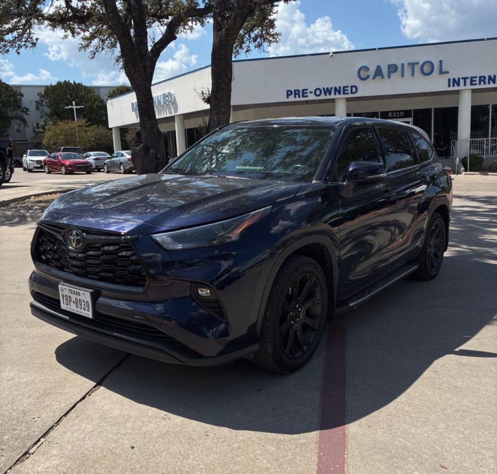 2022 Toyota Highlander - $25,995