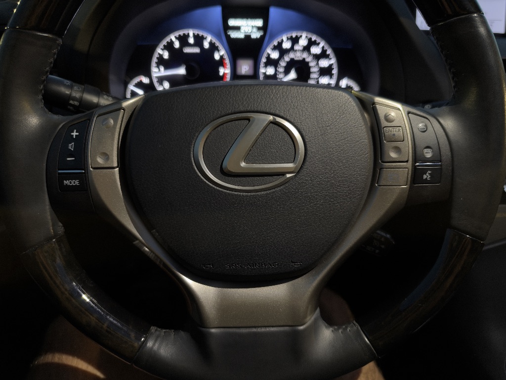 2013 Lexus RX - $18,995