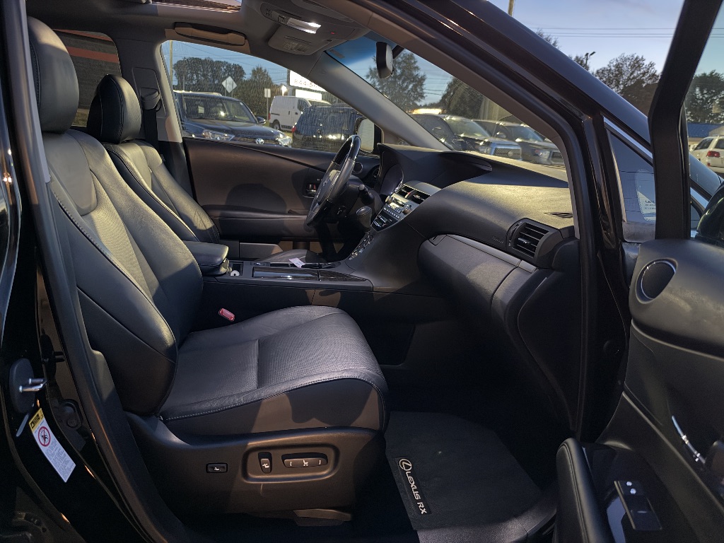 2013 Lexus RX - $18,995