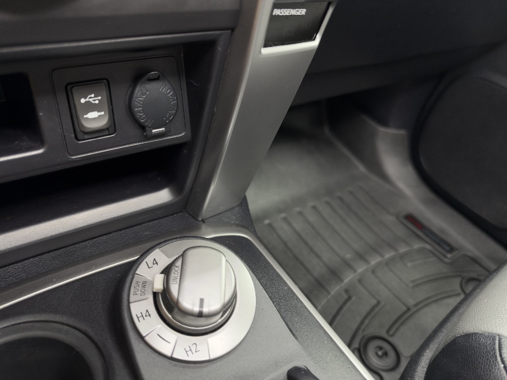 2015 Toyota 4Runner - $17,995