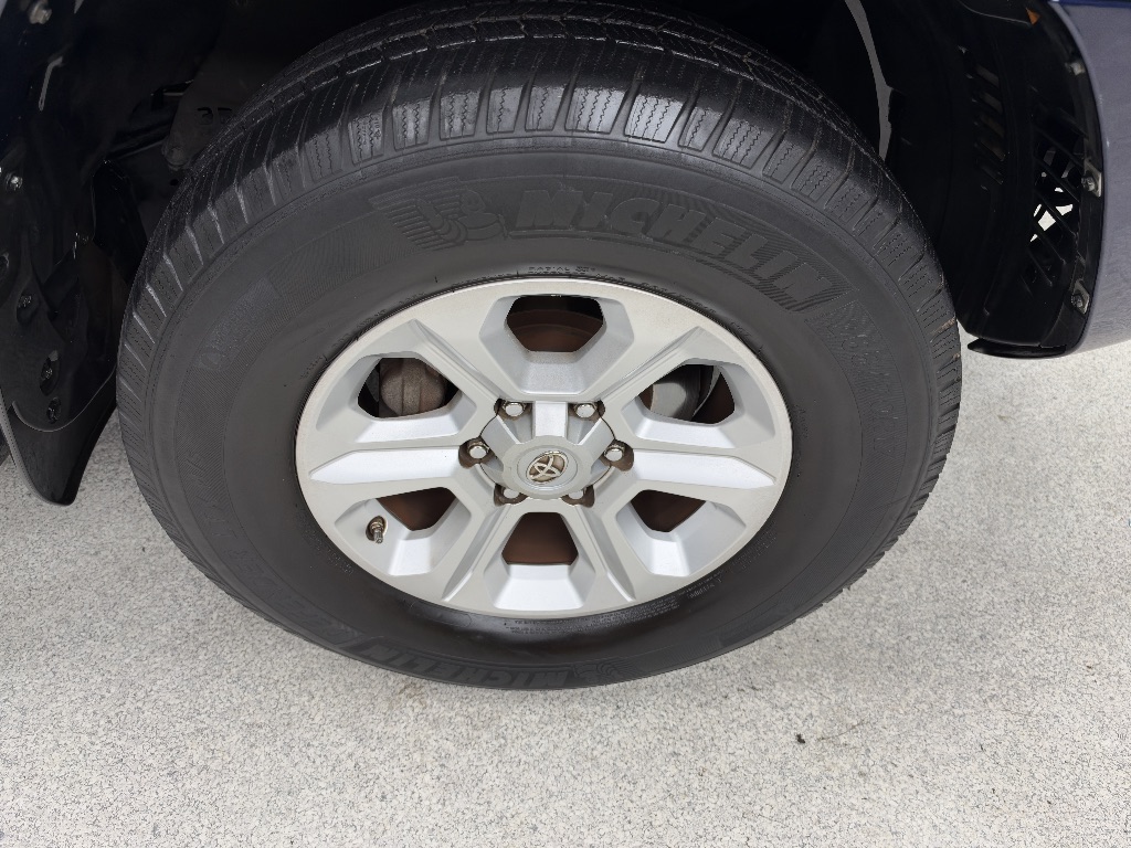 2015 Toyota 4Runner - $17,995