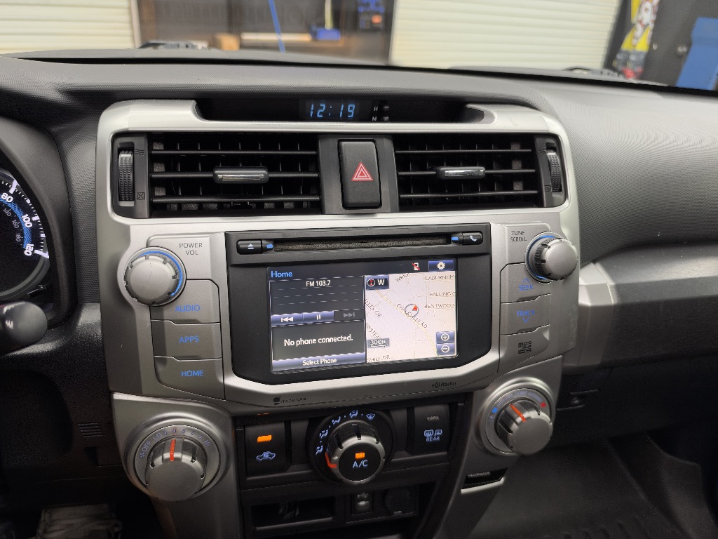 2015 Toyota 4Runner - $17,995