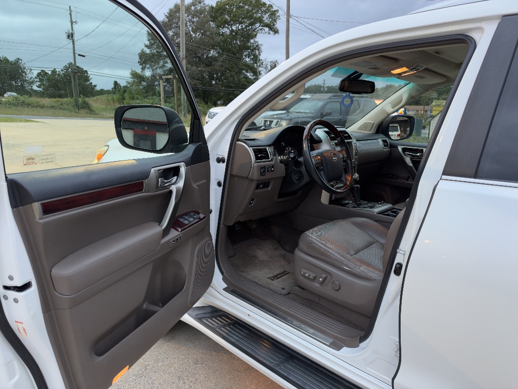 2011 Lexus GX - $16,995