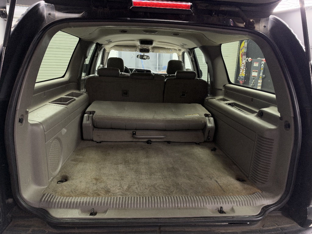2004 Chevrolet Suburban - $2,995