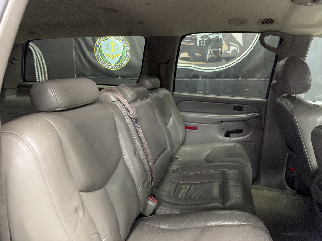 2004 Chevrolet Suburban - $2,995