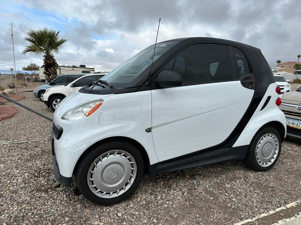 The 2014 smart Fortwo pure photos