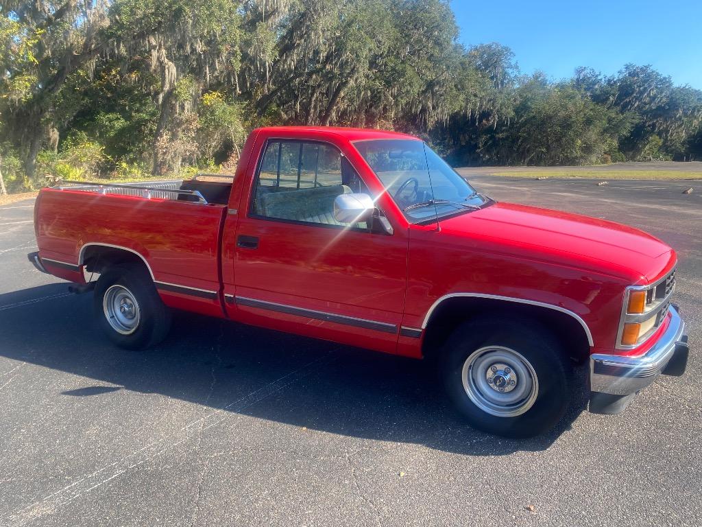 1989 Chevrolet RSX C1500 Cheyenne photo