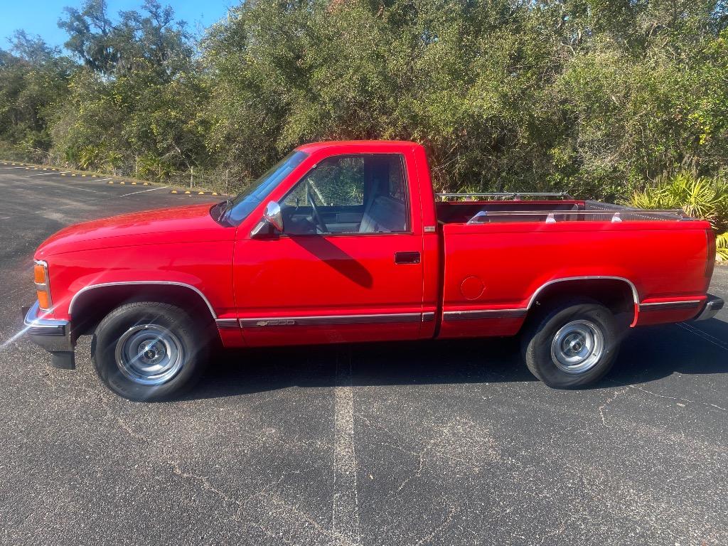 1989 Chevrolet RSX C1500 Cheyenne photo