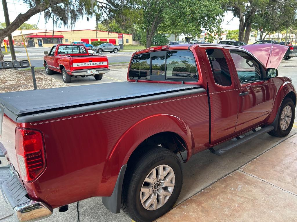 2012 Nissan Frontier SV V6 photo