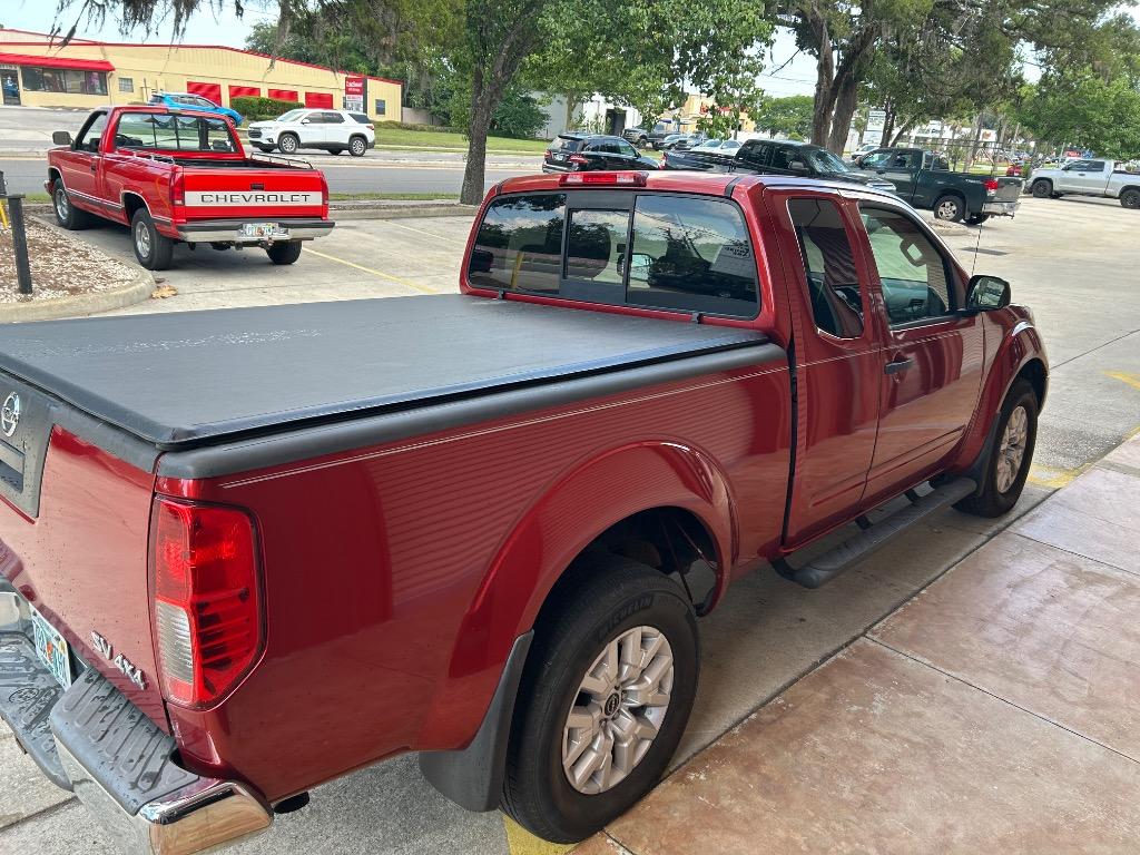 2012 Nissan Frontier SV V6 photo