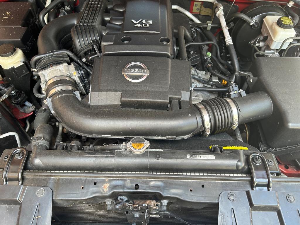 2012 Nissan Frontier SV V6 photo