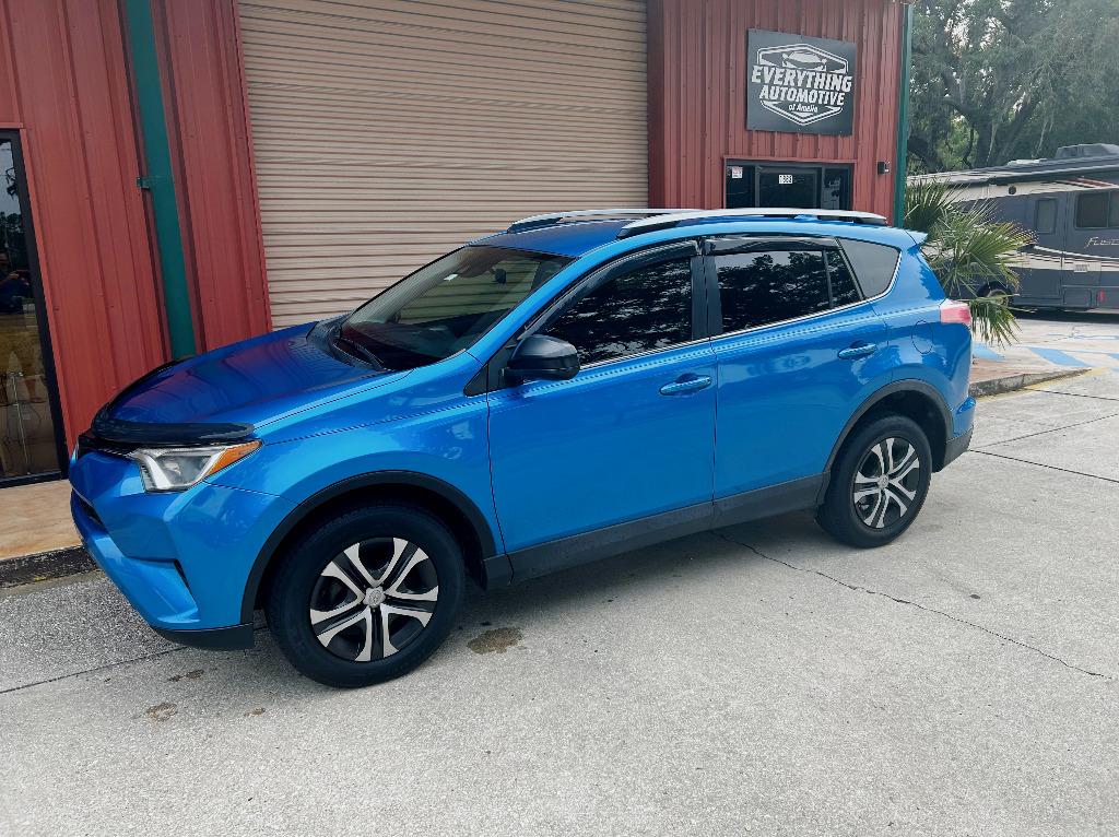 2024 Toyota Tacoma SR photo 18