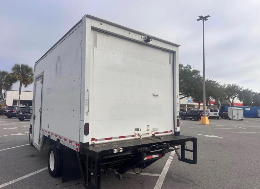 2021 Ford E-350 - $13,995