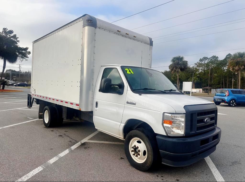 2021 Ford E-350 - $13,995