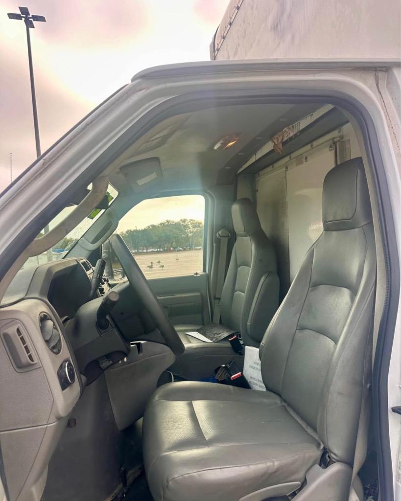 2021 Ford E-350 - $13,995