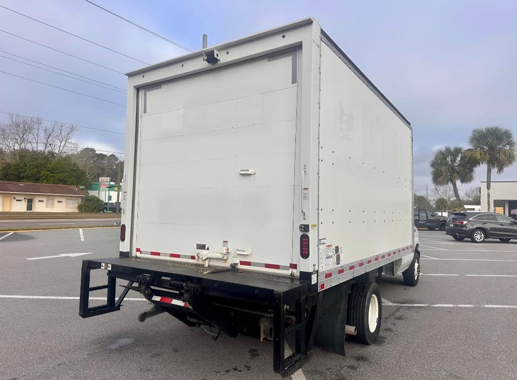 2021 Ford E-350 - $13,995