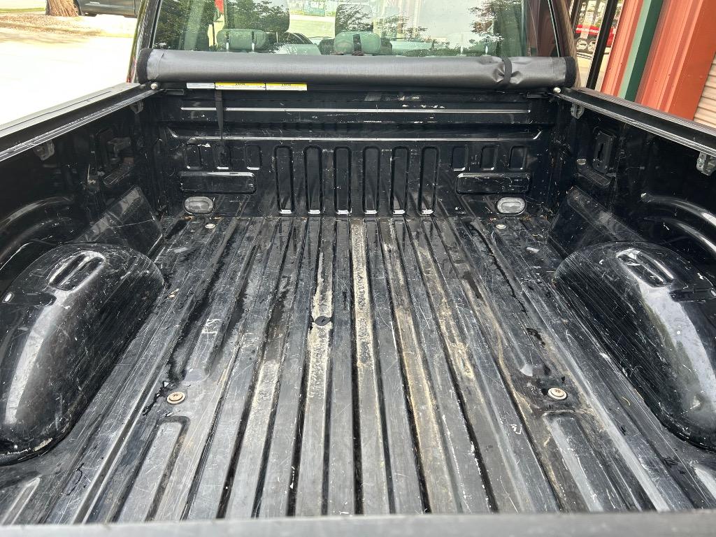 2015 Ford F150 Lariat photo
