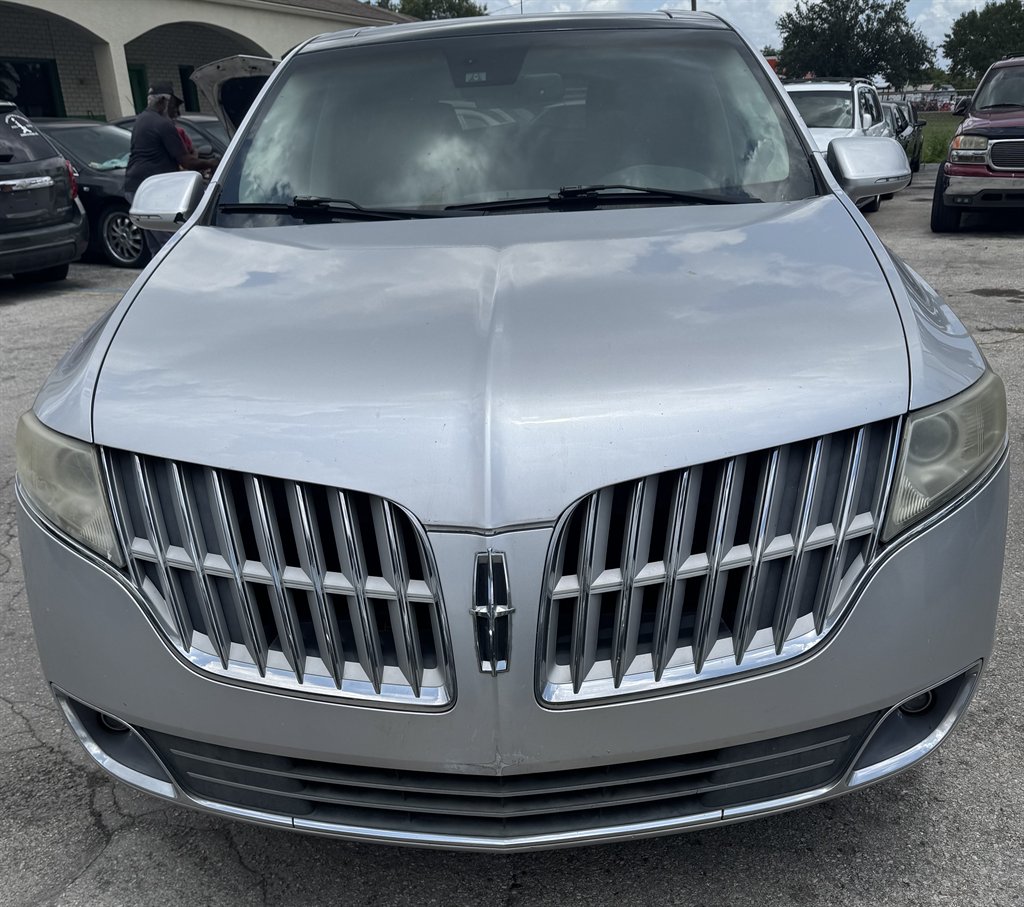2010 Lincoln MKT - $5,995