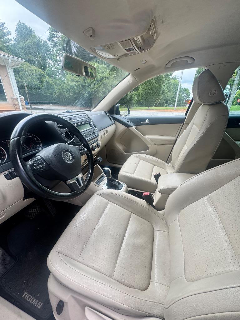 2014 Volkswagen Tiguan - $6,900