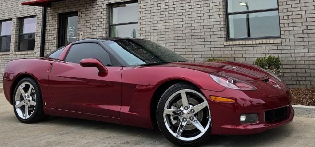 2007 CHEVROLET Corvette Coupe - $28,900