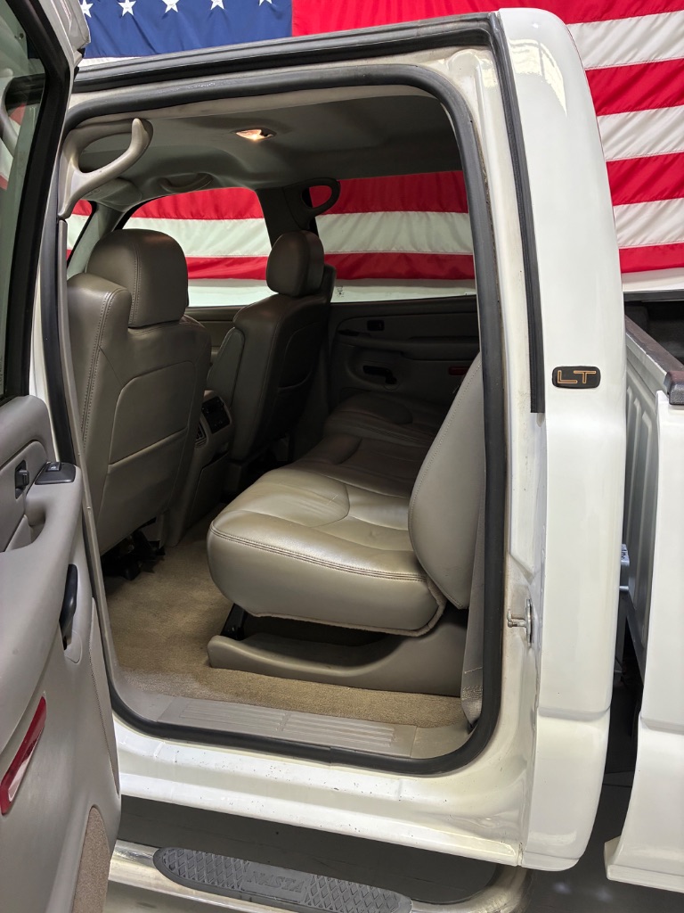 2005 Chevrolet Silverado 3500 - $24,999