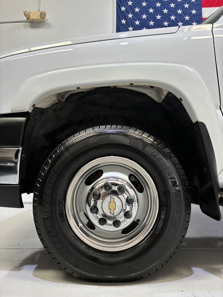 2005 Chevrolet Silverado 3500 - $24,999