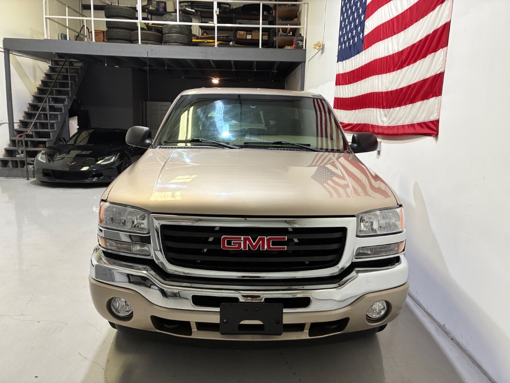 2005 GMC Sierra - $15,999
