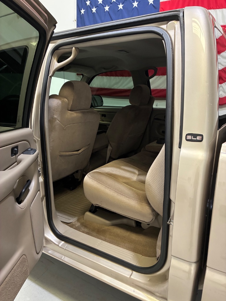 2005 GMC Sierra - $15,999