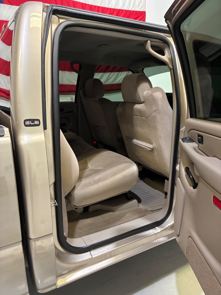 2005 GMC Sierra - $15,999
