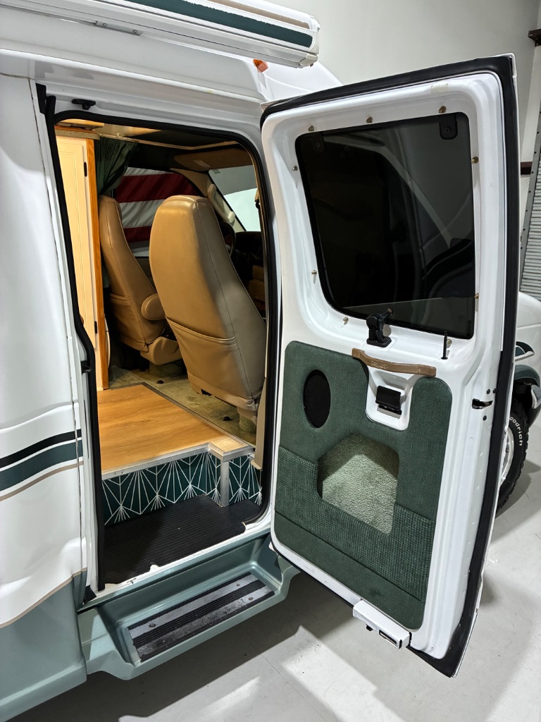 2003 Ford E-350 - $42,500