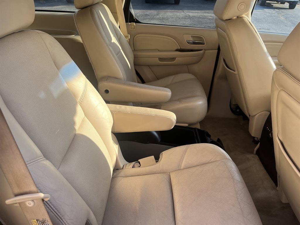 2007 Cadillac Escalade photo