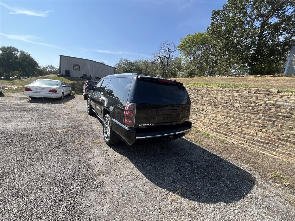 2013 GMC Yukon - $12,950