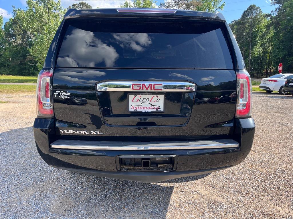 2019 GMC Yukon XL 1500 Denali photo