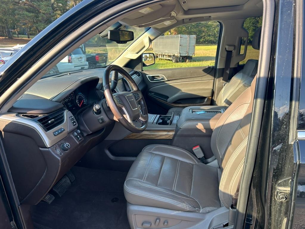 2019 GMC Yukon XL 1500 Denali photo