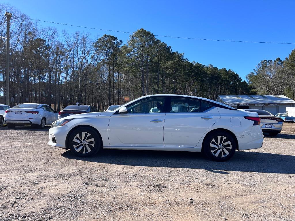 2022 Nissan Altima S photo