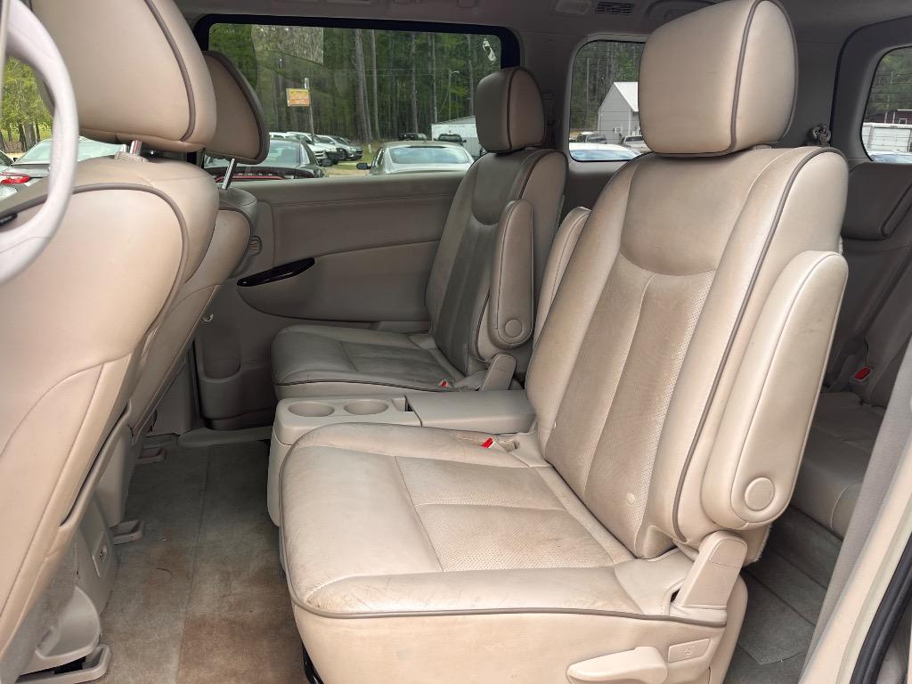 2013 Nissan Quest 3.5 S photo