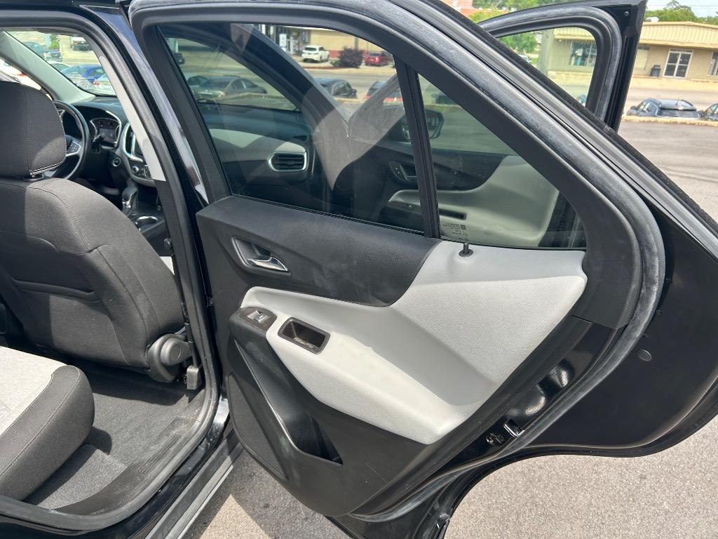 2022 Chevrolet Equinox LT photo