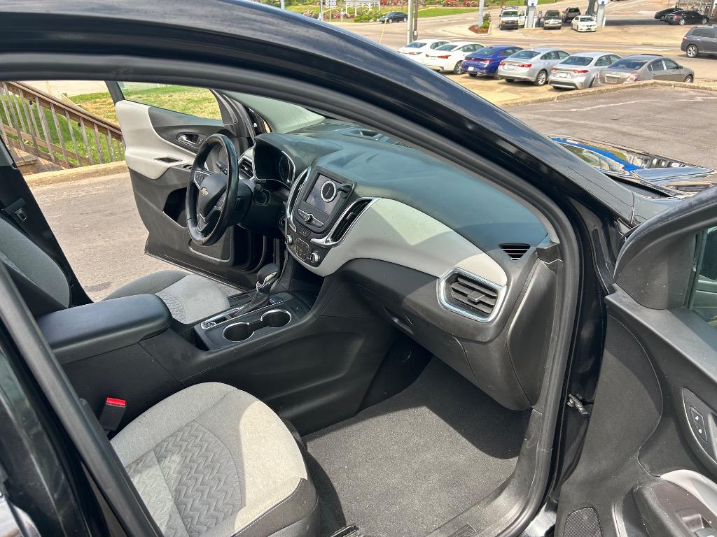2022 Chevrolet Equinox LT photo
